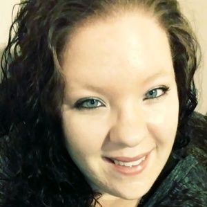 Meet your Posher, Kaitlyn